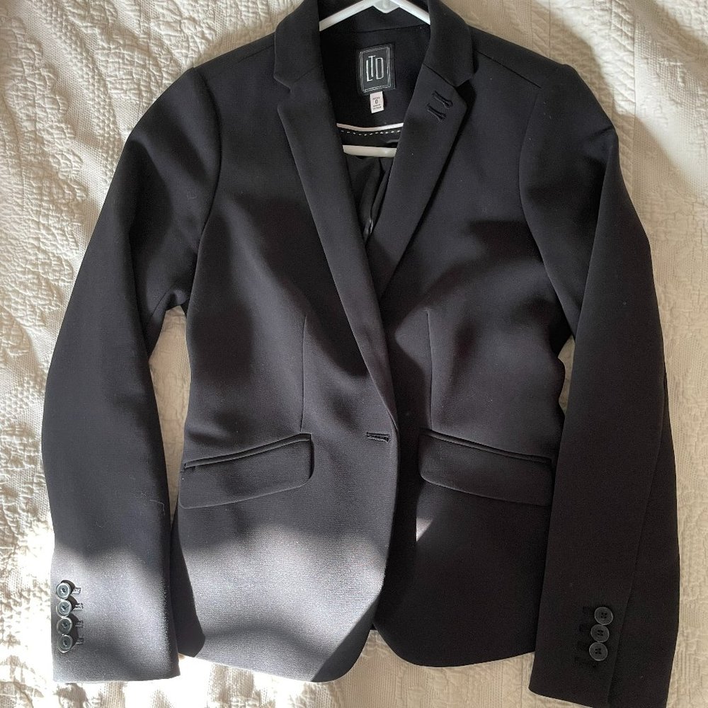 The Limited Black 0 Petite Blazer